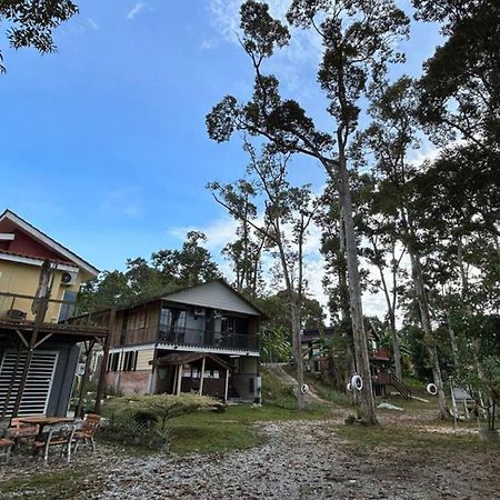 Resort D Rumah Bonda River View Куала-Кангсар Екстер'єр фото